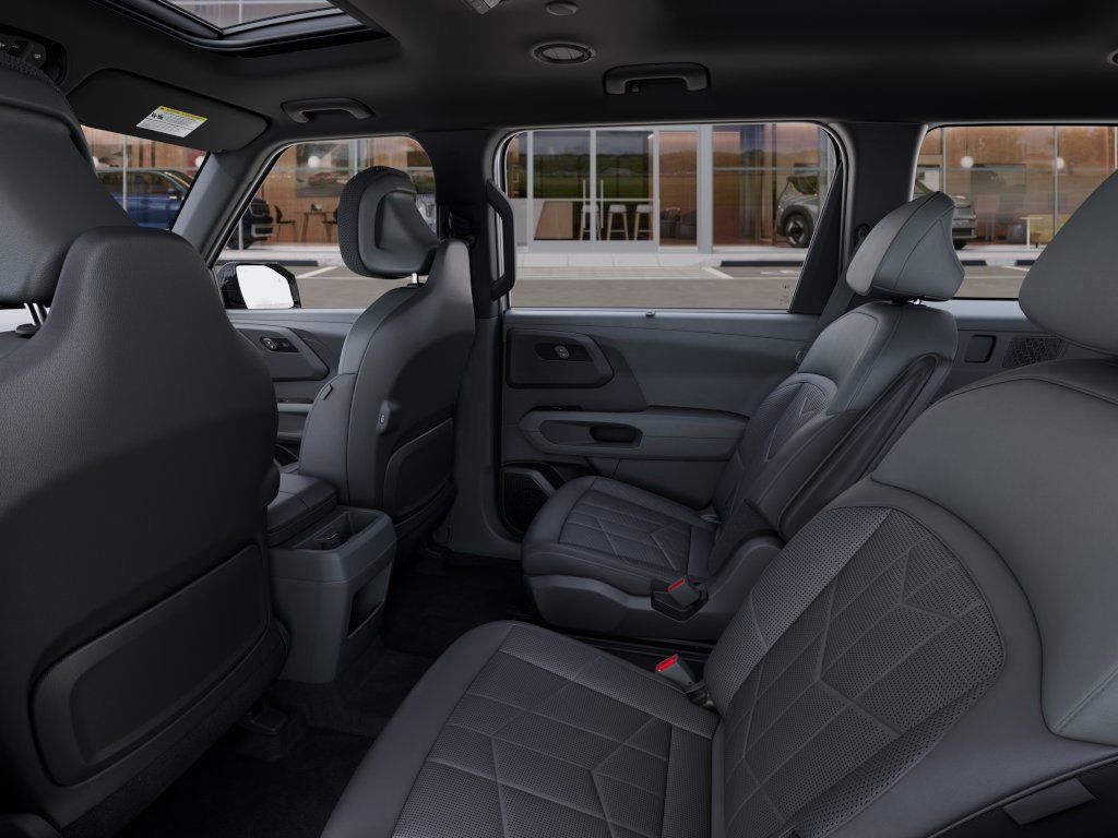 New 2027 Glacial White Pearl Kia X-LINE SX image 18