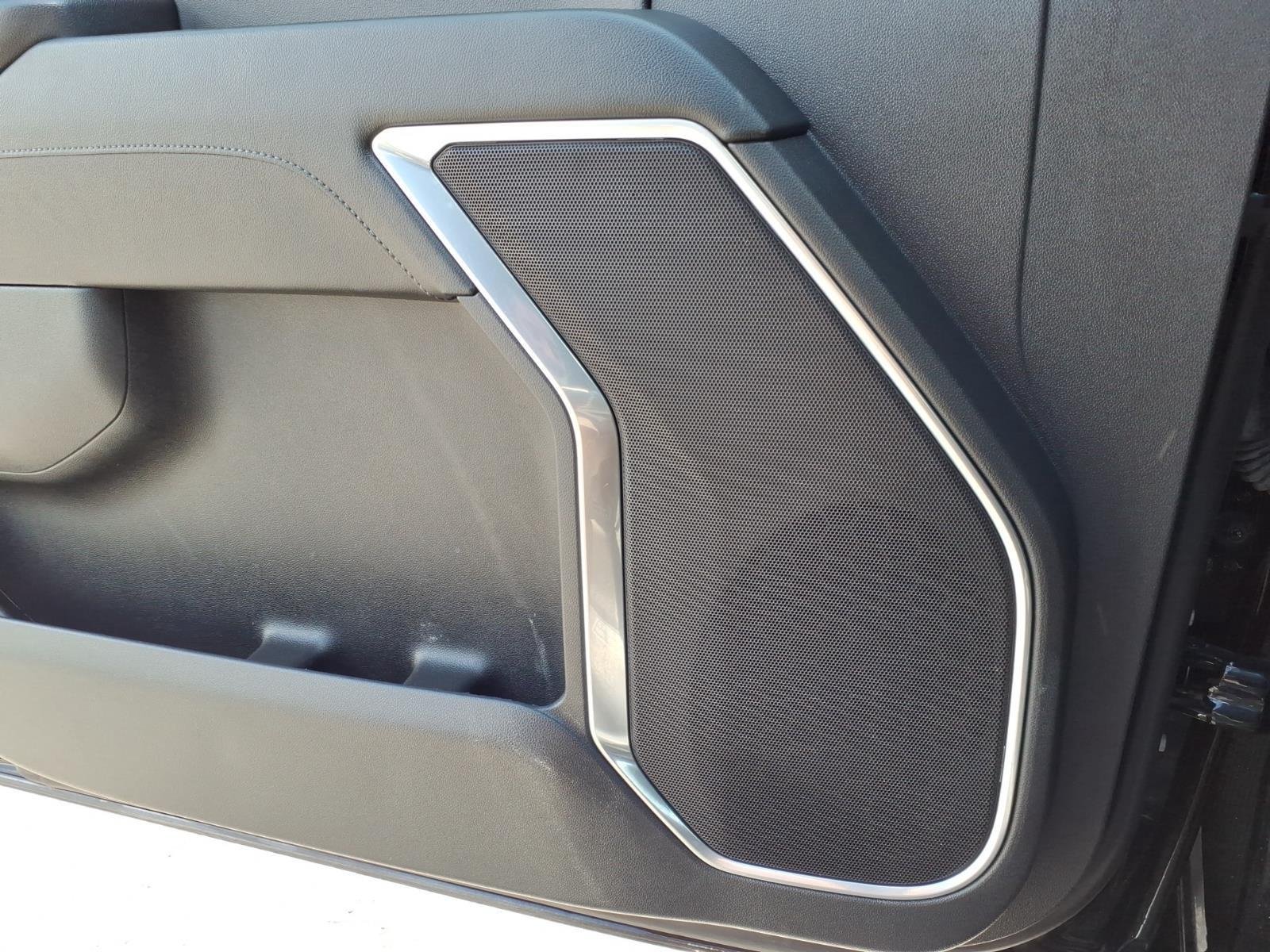 Used 2025 Black Chevrolet LT image 6