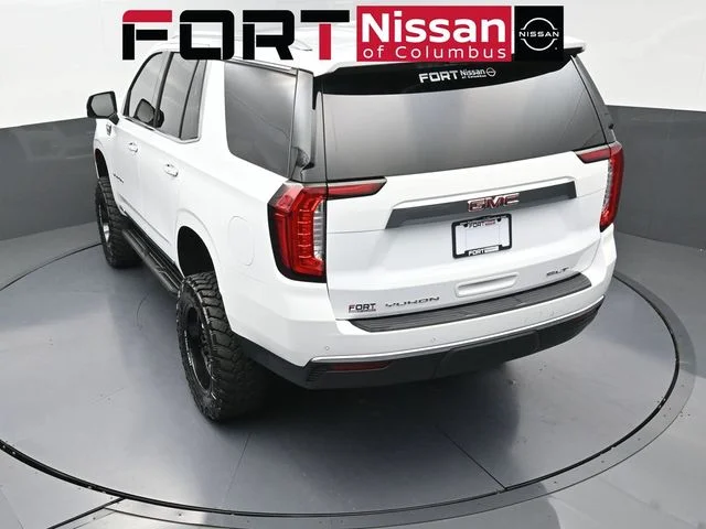 Used 2023 White GMC SLT image 45