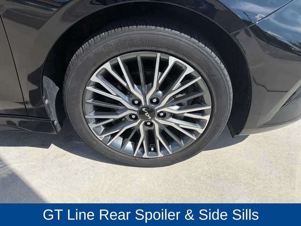 Used 2024 Black Kia GT-Line image 12
