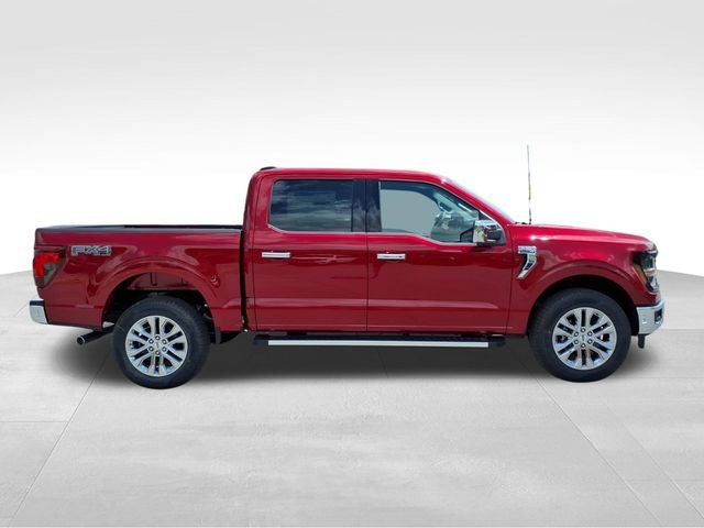 New 2026 Ruby Red Metallic Tinted Clearcoat Ford XLT image 13