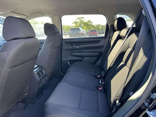 2025 Honda CR-V LX - Photo 11