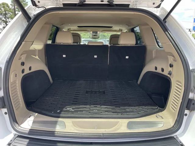 Used 2019 White Jeep Limited image 8