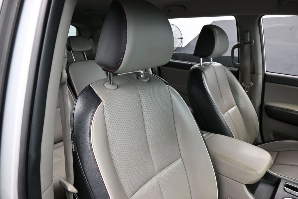 Used 2021 Silky Silver Kia EX image 43