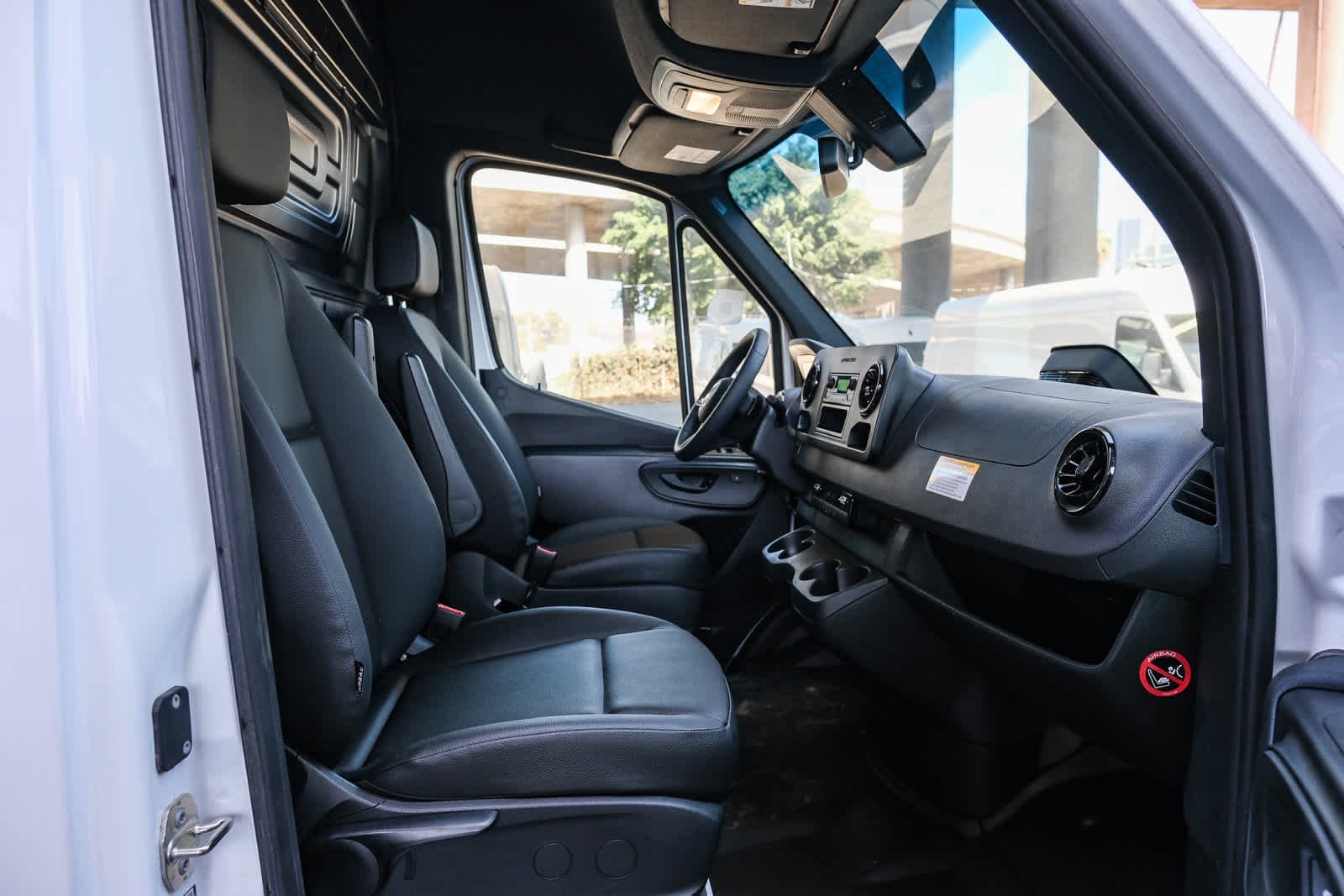 New 2025 Arctic+White Mercedes-Benz Cargo 144 WB  RWD 2.0L 4-Cylinder image 18