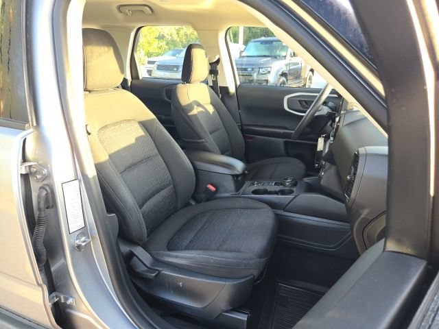 Used 2021 Silver Metallic Ford Base image 12