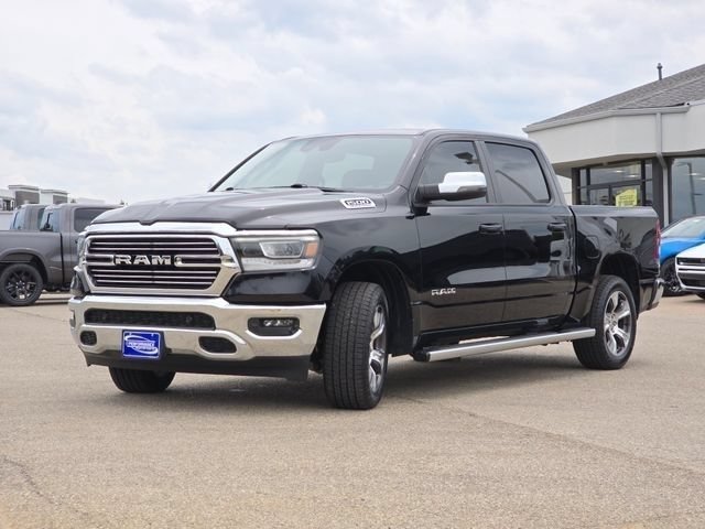Used 2023 Diamond Black Crystal Pearlcoat Ram Laramie image 32