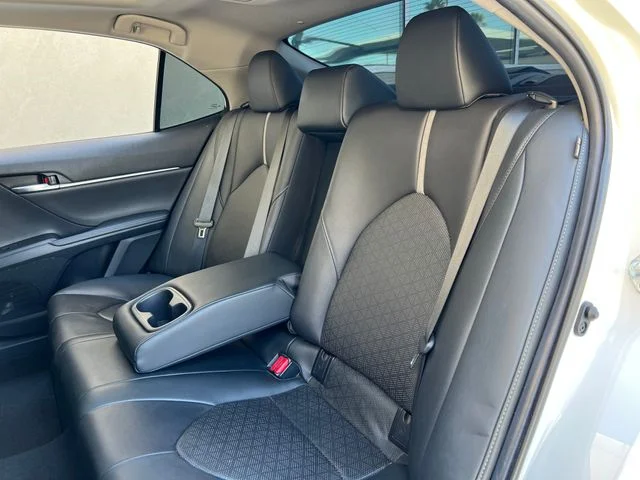 Used 2021 Wind Chill Pearl Toyota XSE V6 image 36