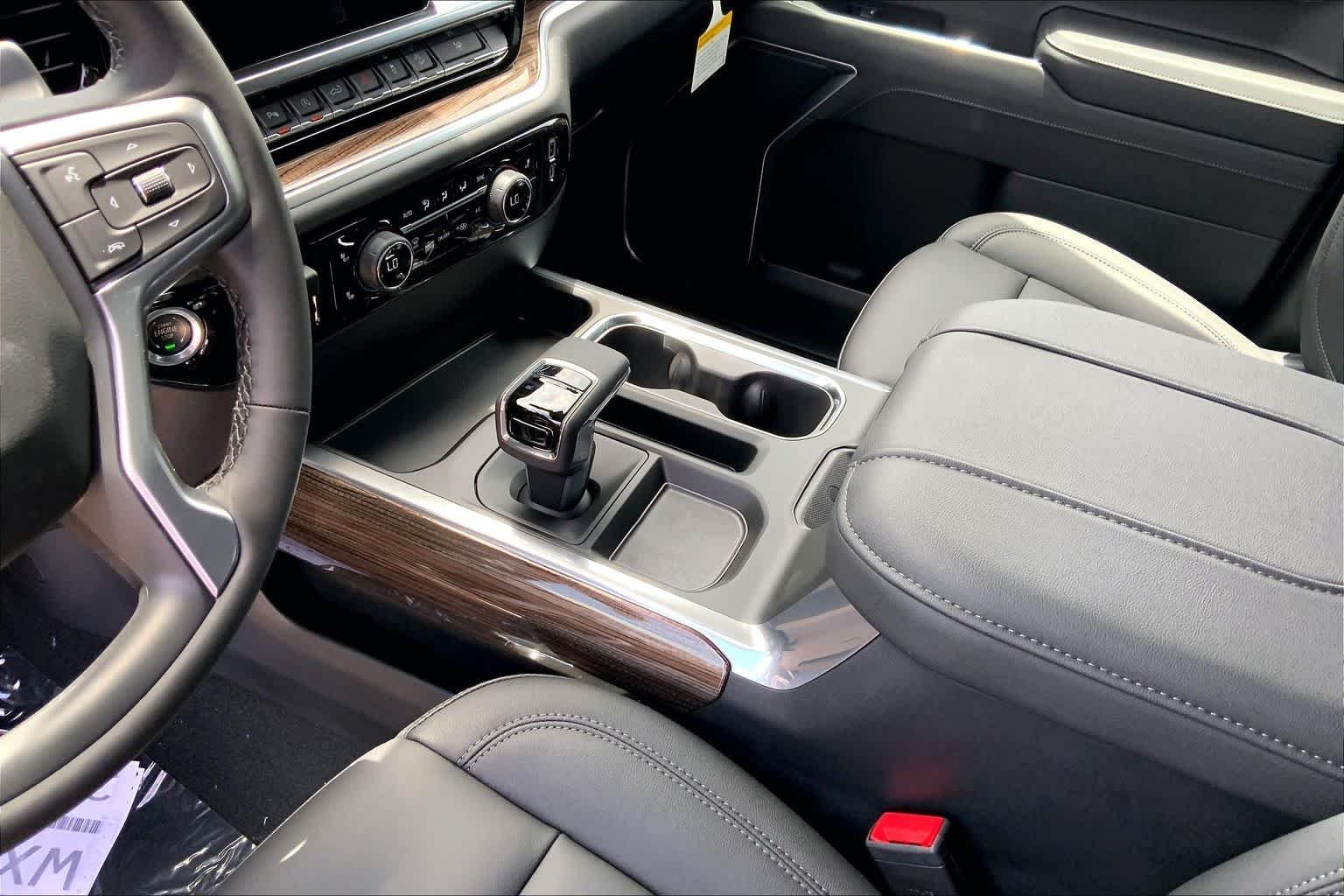 2026 Chevrolet Silverado 1500 LT - Photo 8