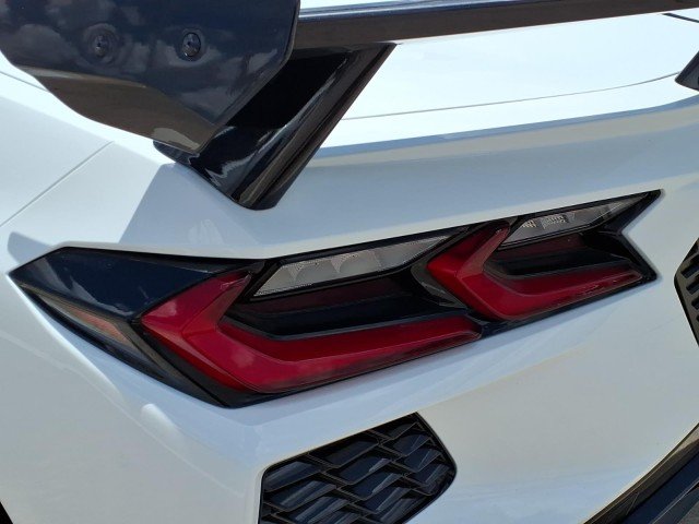 2025 Chevrolet Corvette 2LT - Photo 10