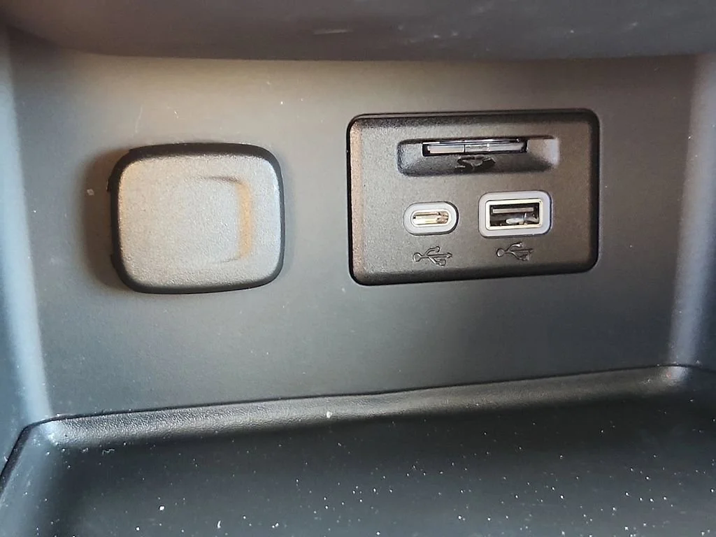 2023 GMC Acadia AT4 - Photo 26