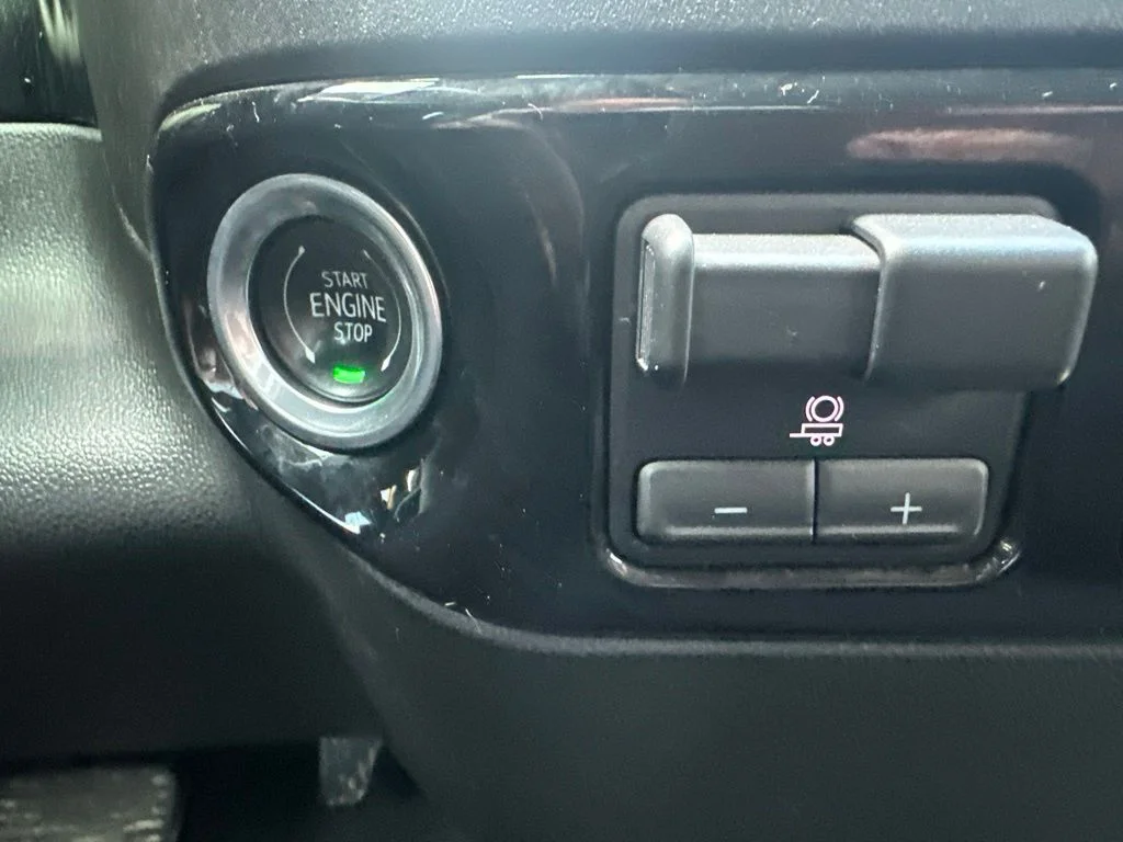 Used 2024 White Chevrolet LT image 19