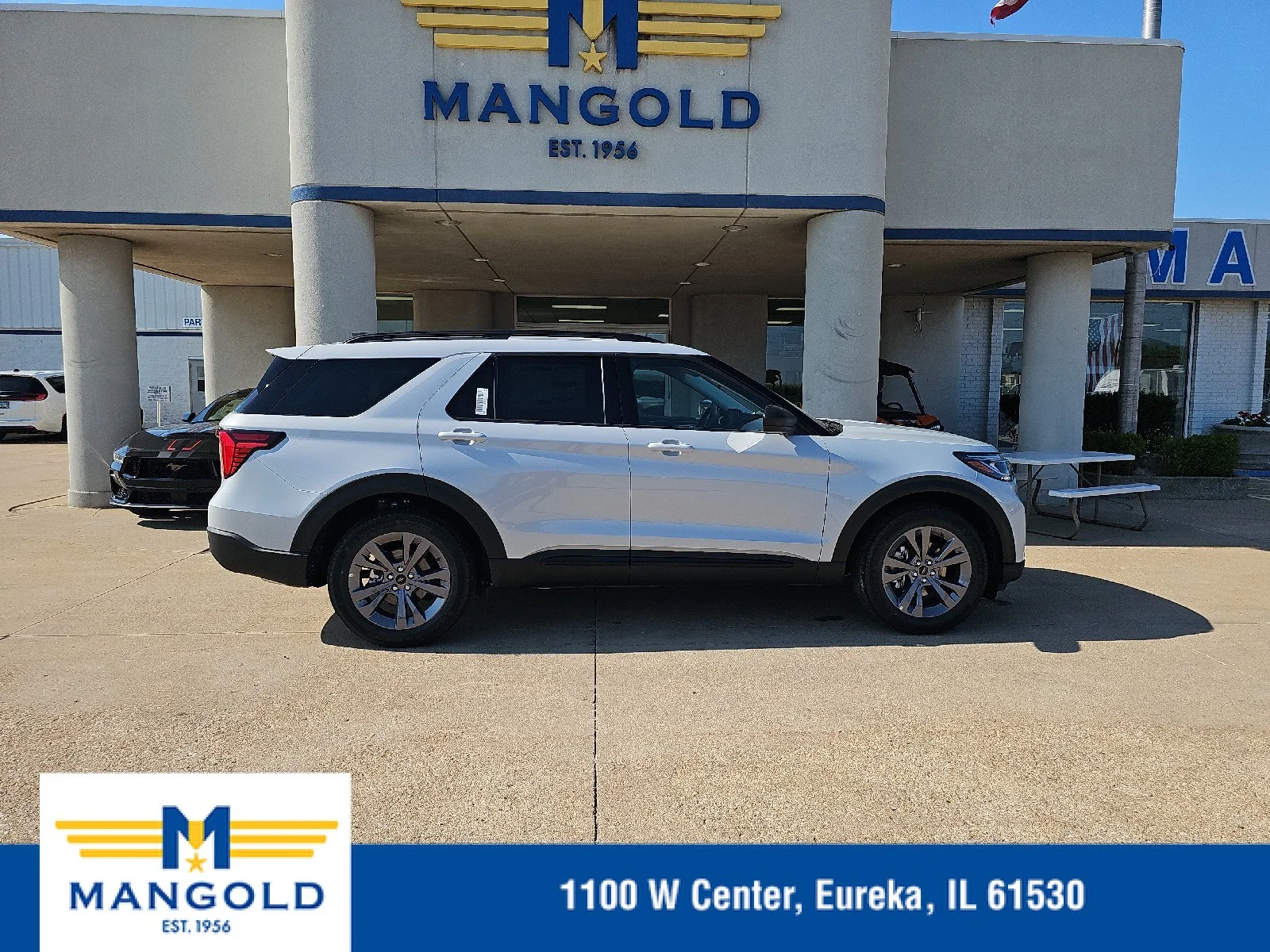 New 2026 Space White Metallic Ford Active image 1