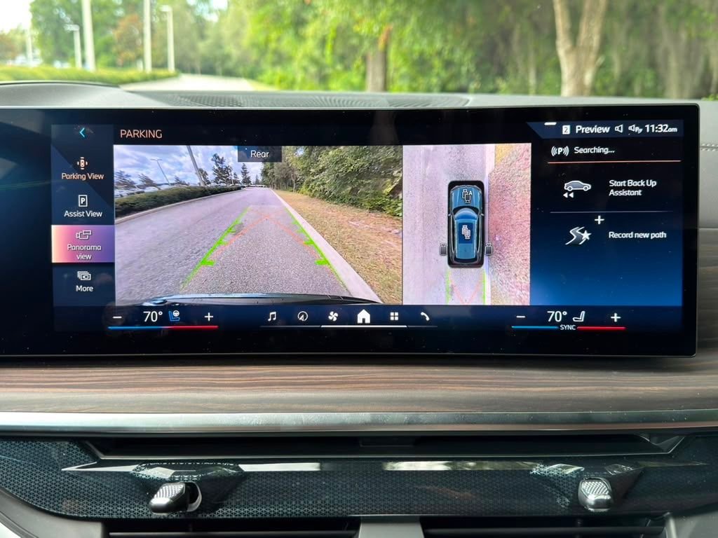 Used 2026 Blue BMW xDrive40i image 18
