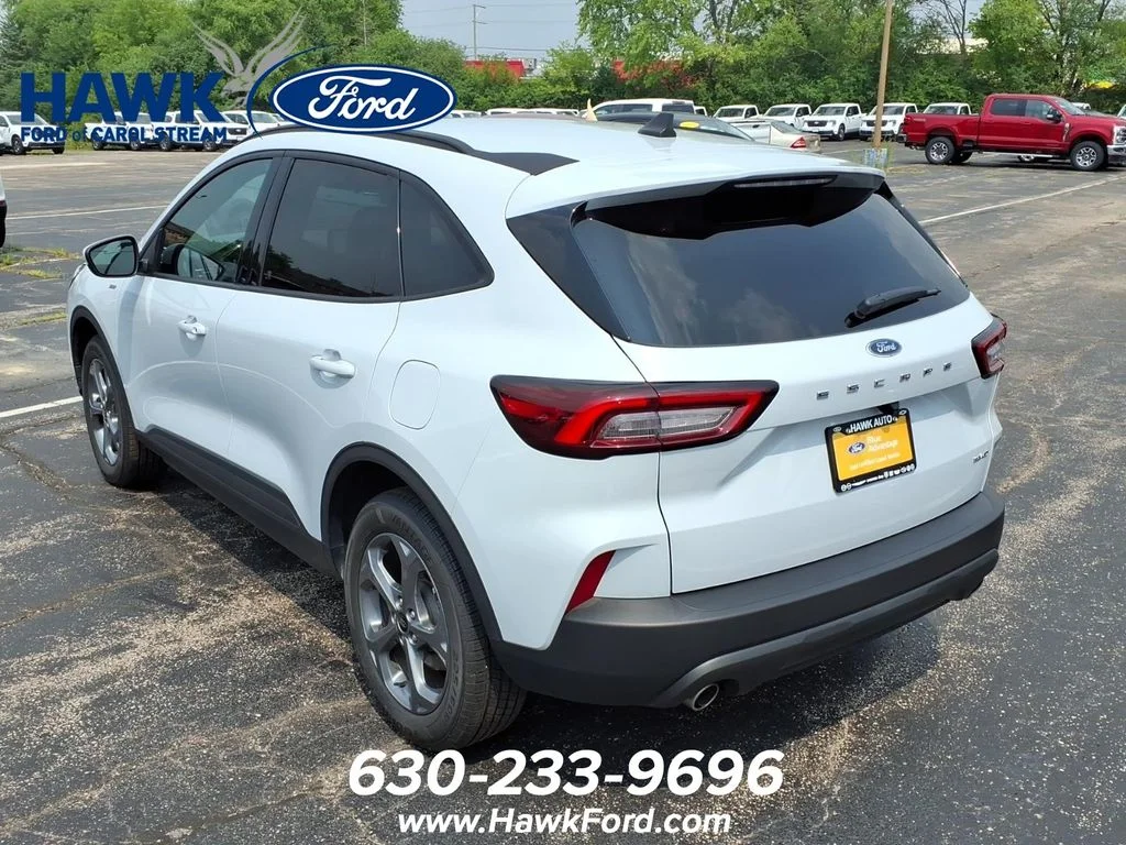 Used 2025 Silver Metallic Ford ST-Line Select image 5