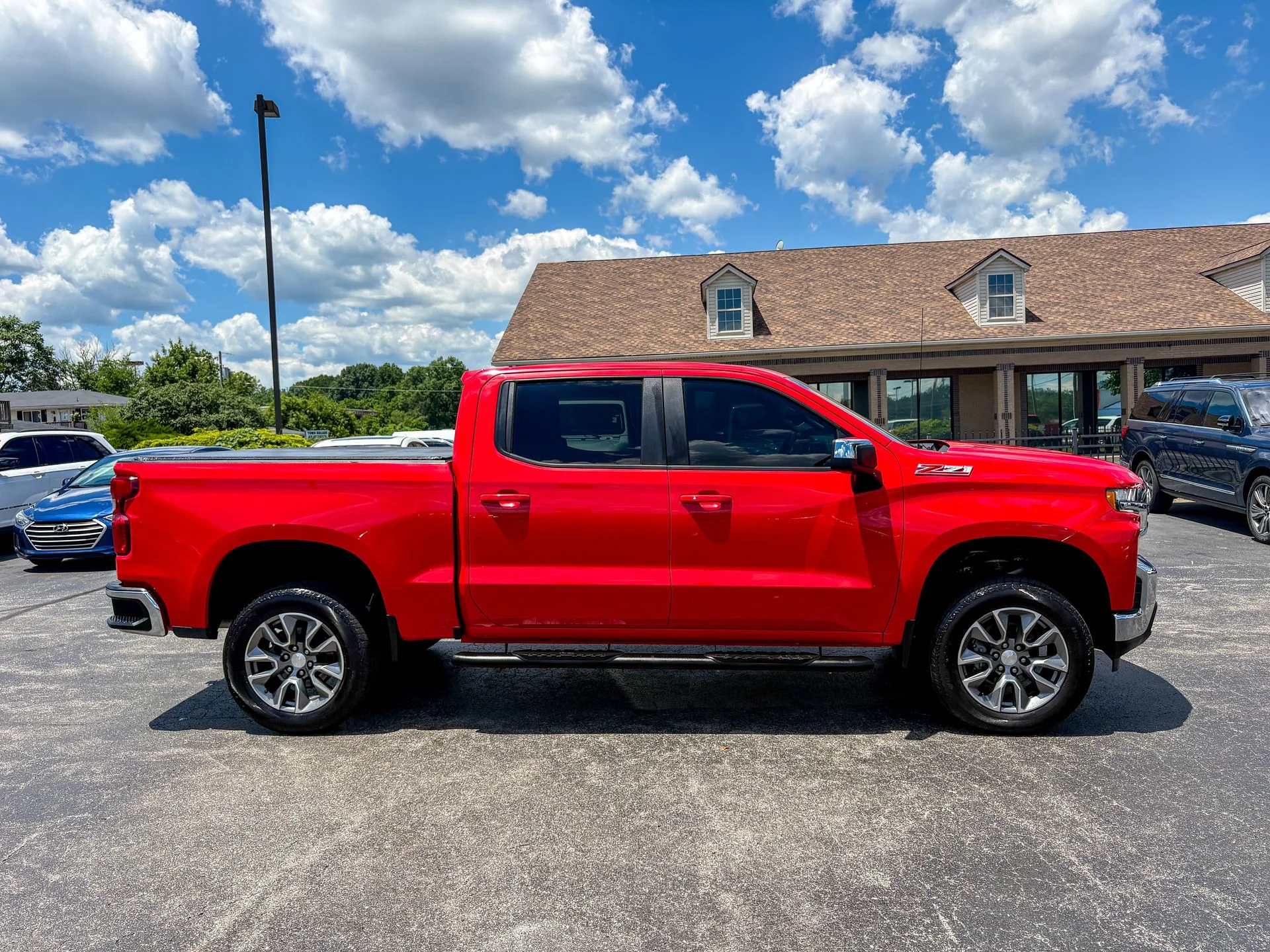 Used 2022 Red Chevrolet LT image 21