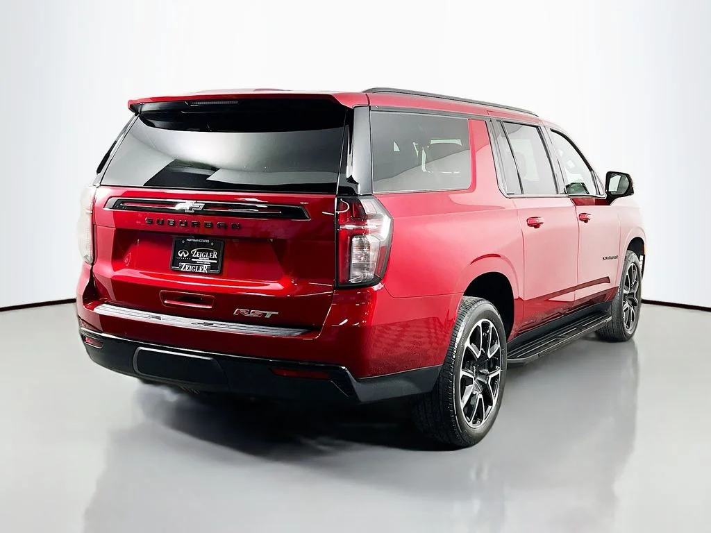 Used 2023 Red Chevrolet RST image 7