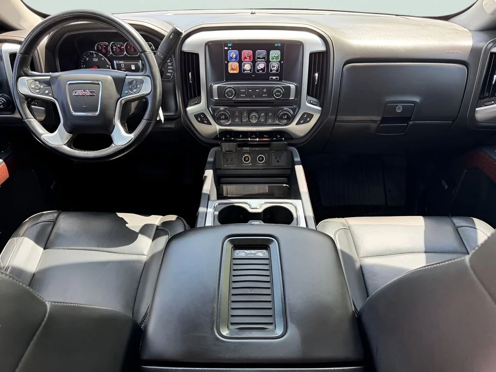 Used 2018 Black GMC SLT image 21