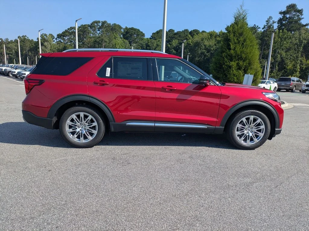New 2026 Rapid Red Metallic Tinted Clearcoat Ford Platinum image 3