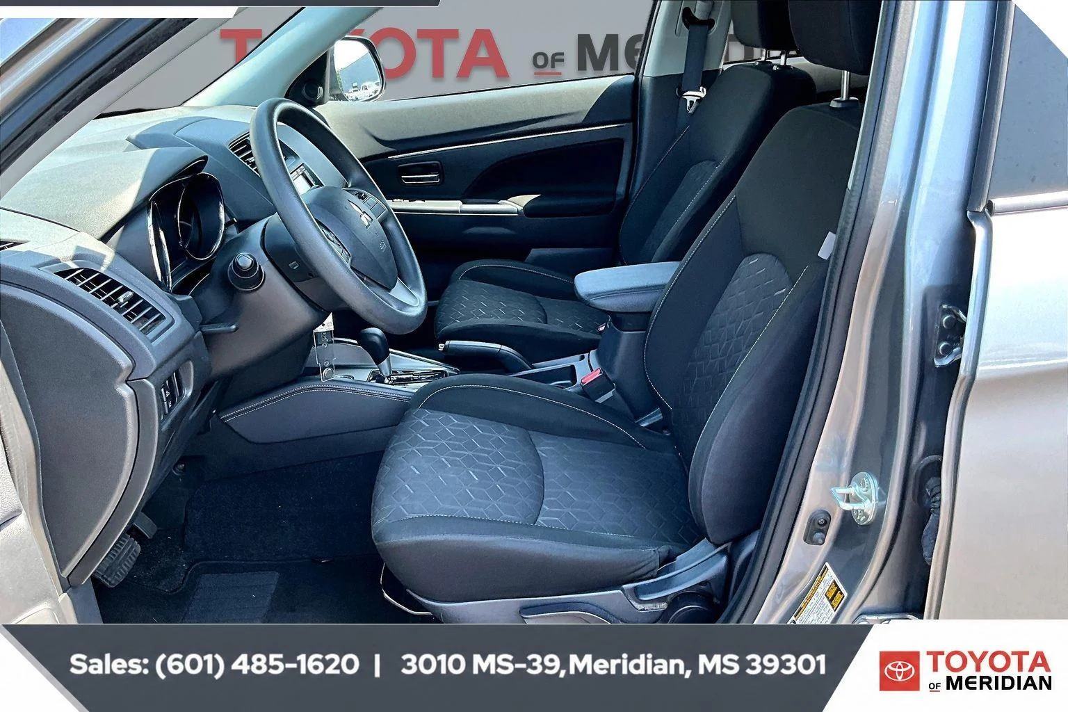 Used 2024 Alloy Silver Metallic Mitsubishi ES image 18
