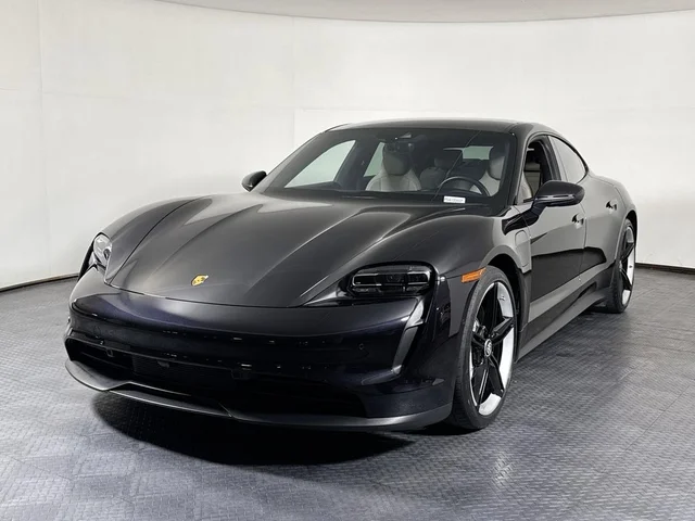 2023 Porsche Taycan w/ Performanc Battery Plus