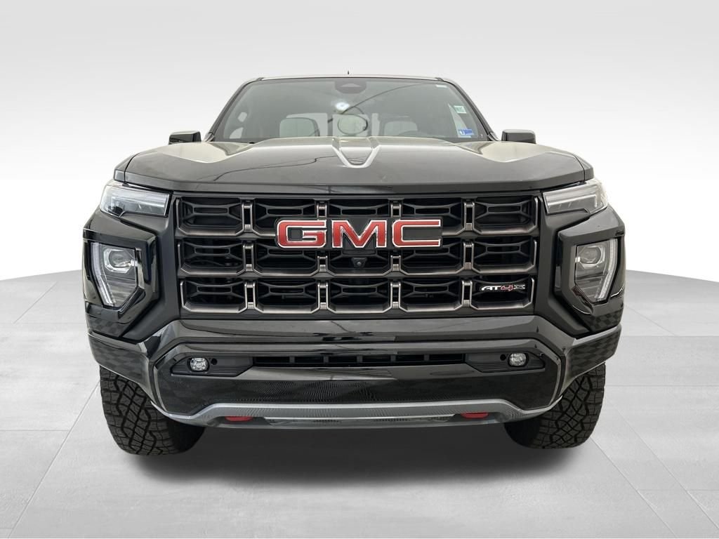 2024 GMC Canyon AT4X - Photo 10