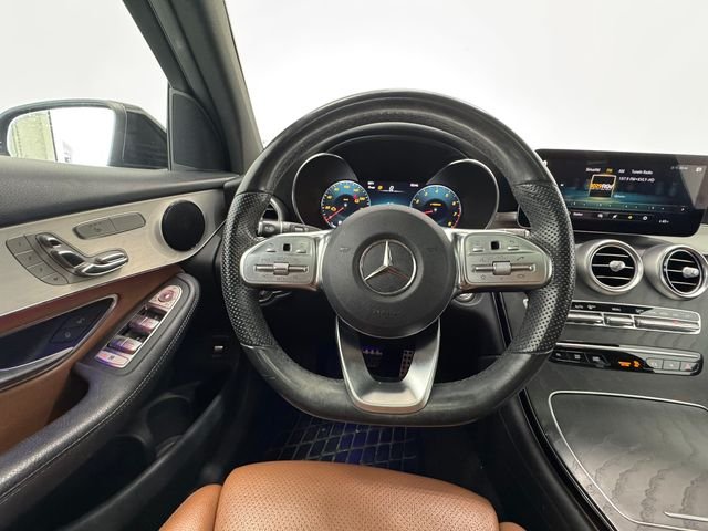 Used 2022 Selenite Gray Metallic Mercedes-Benz GLC 300 image 22