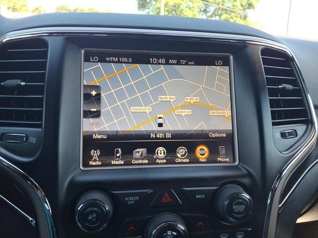 Used 2017 Blue Jeep Limited image 24