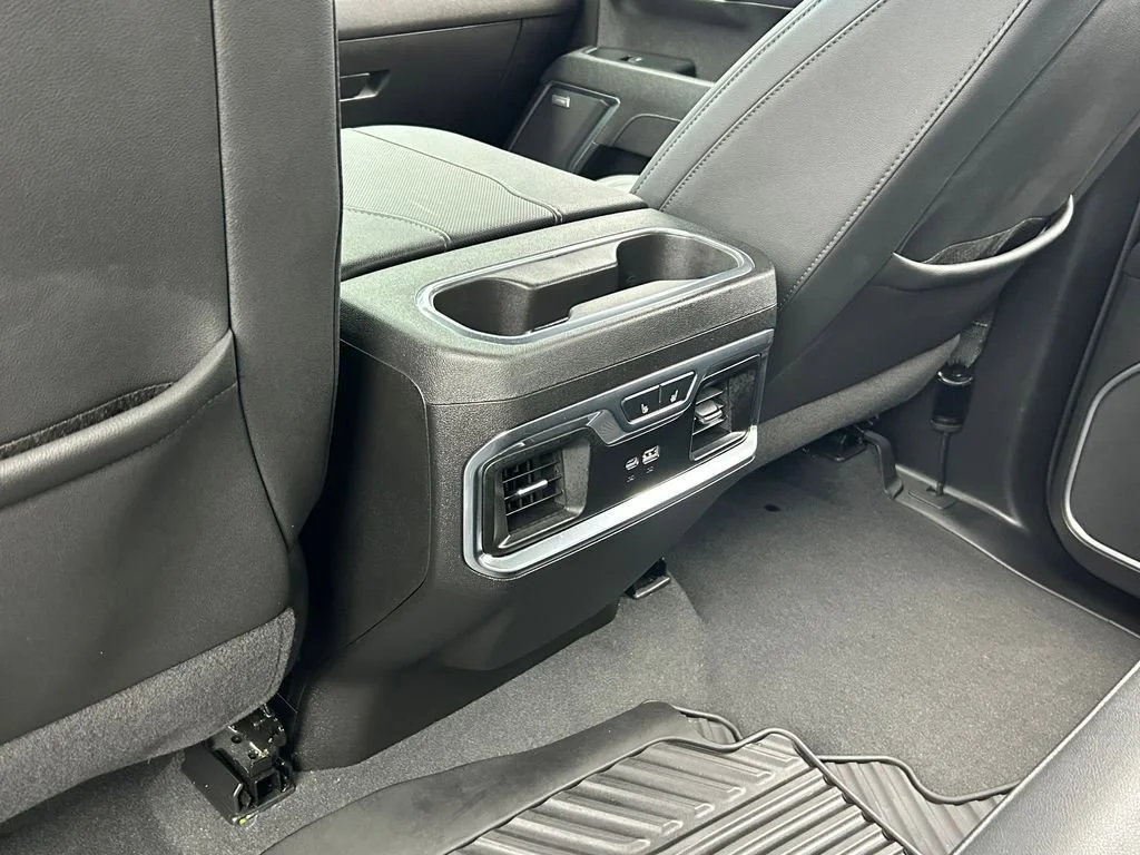 2025 Chevrolet Silverado 1500 LTZ - Photo 42