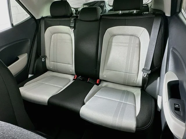 New 2026 Hyundai VENUE SEL