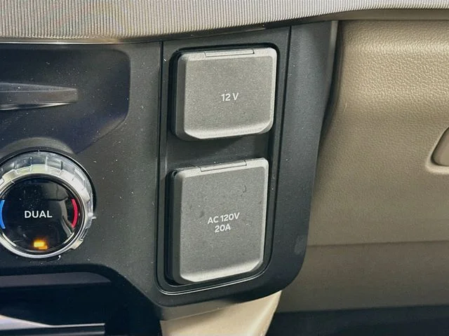 New 2026 White Ford Platinum image 20