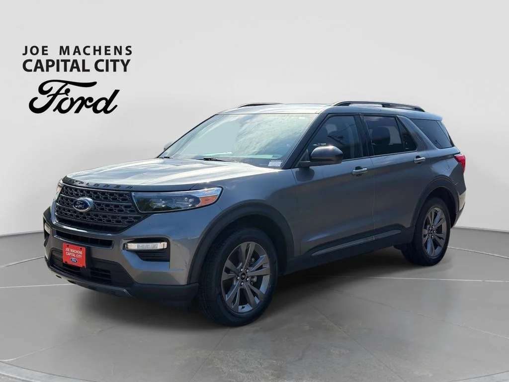 Used 2022 Gray Ford XLT image 9