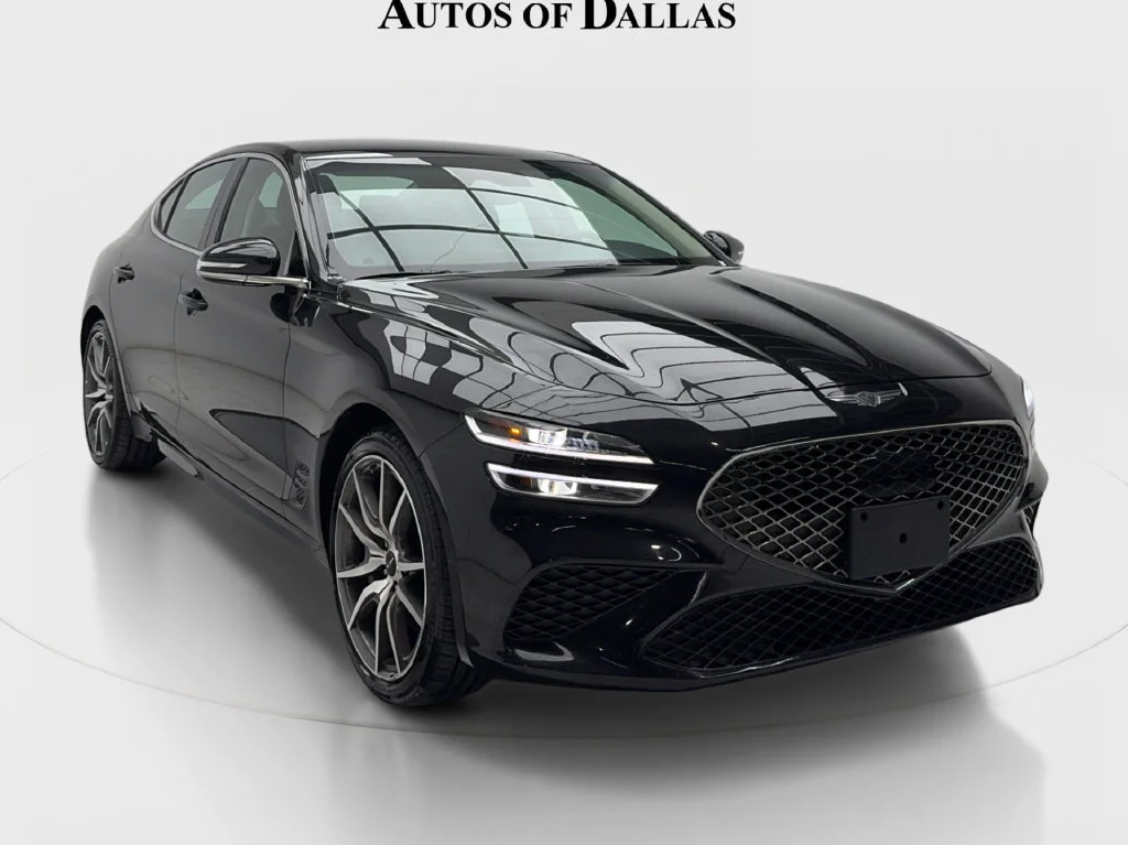 Used 2026 Black Genesis 2.5T image 3