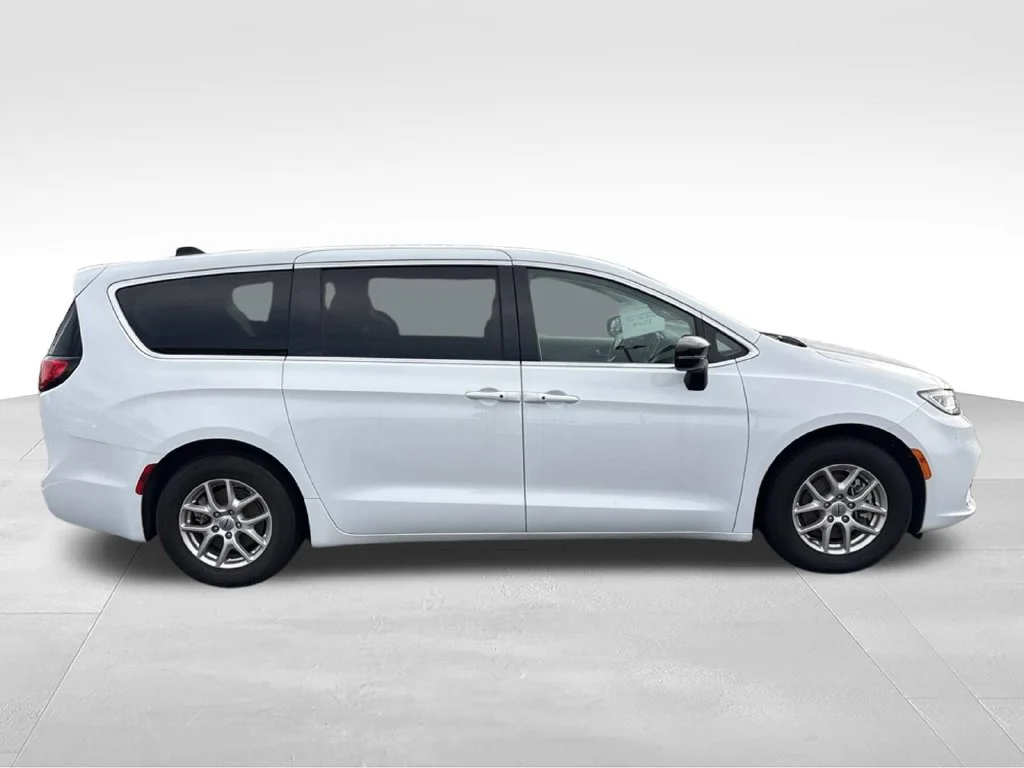 Used 2024 Bright White Clearcoat Chrysler Touring L image 7