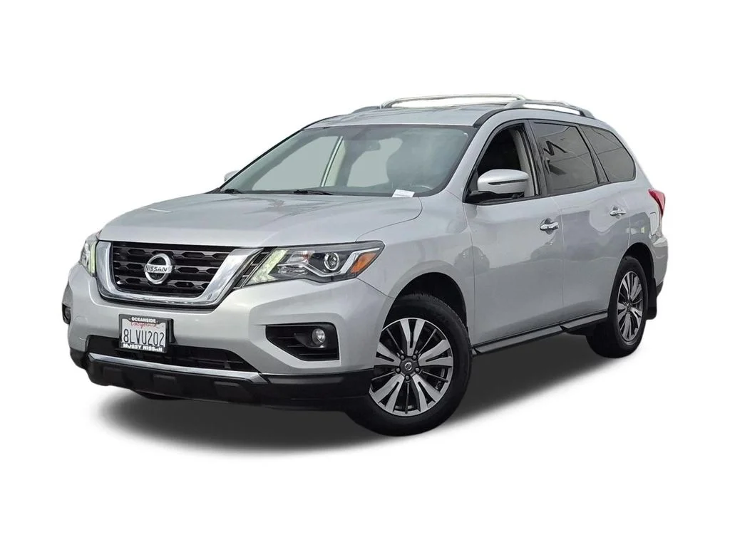 Used 2019 Silver Nissan SL image 1
