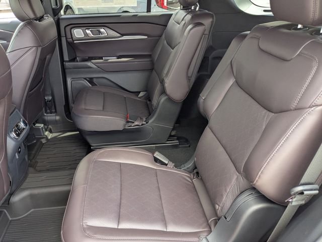 New 2026 Rapid Red Metallic Tinted Clearcoat Ford Platinum™ image 14