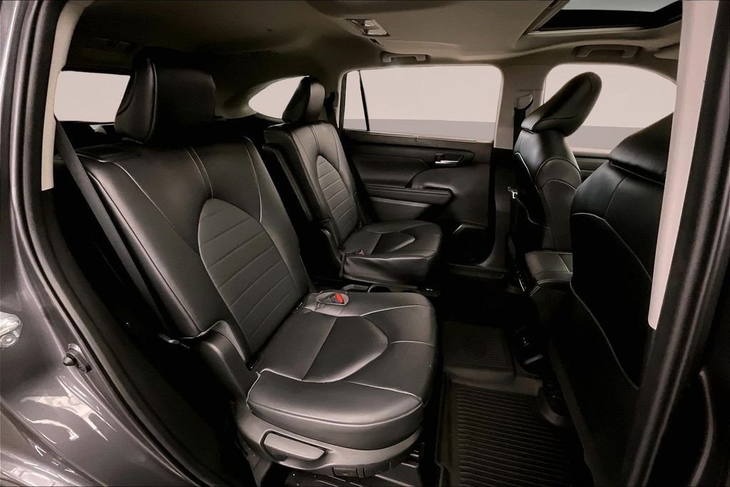 Used 2023 Gray Toyota XLE image 31
