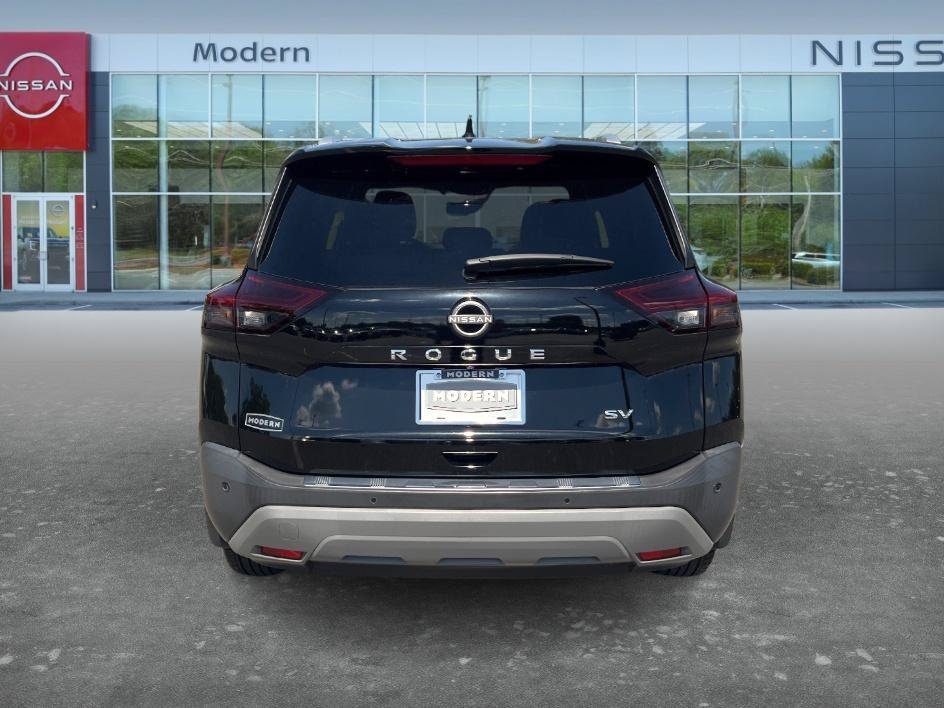 Used 2023 Super Black Nissan SV image 6