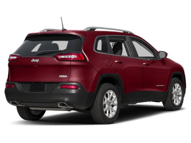 Used 2015 Jeep Cherokee Latitude with VIN 1C4PJLCSXFW670106 for sale in Minneapolis, MN