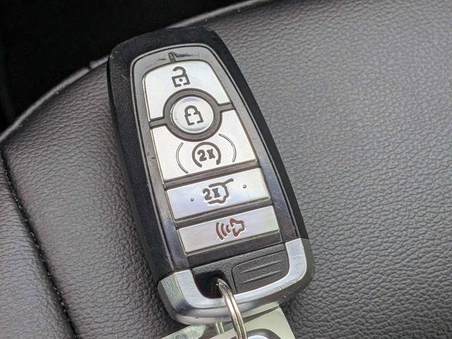 Used 2020 White Ford SEL image 33