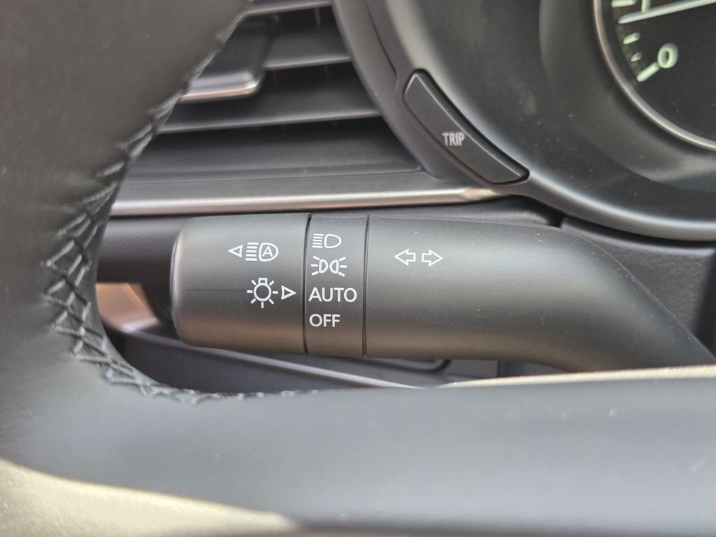 New 2026 Jet Black Mica Mazda 2.5 S Preferred AWD image 32