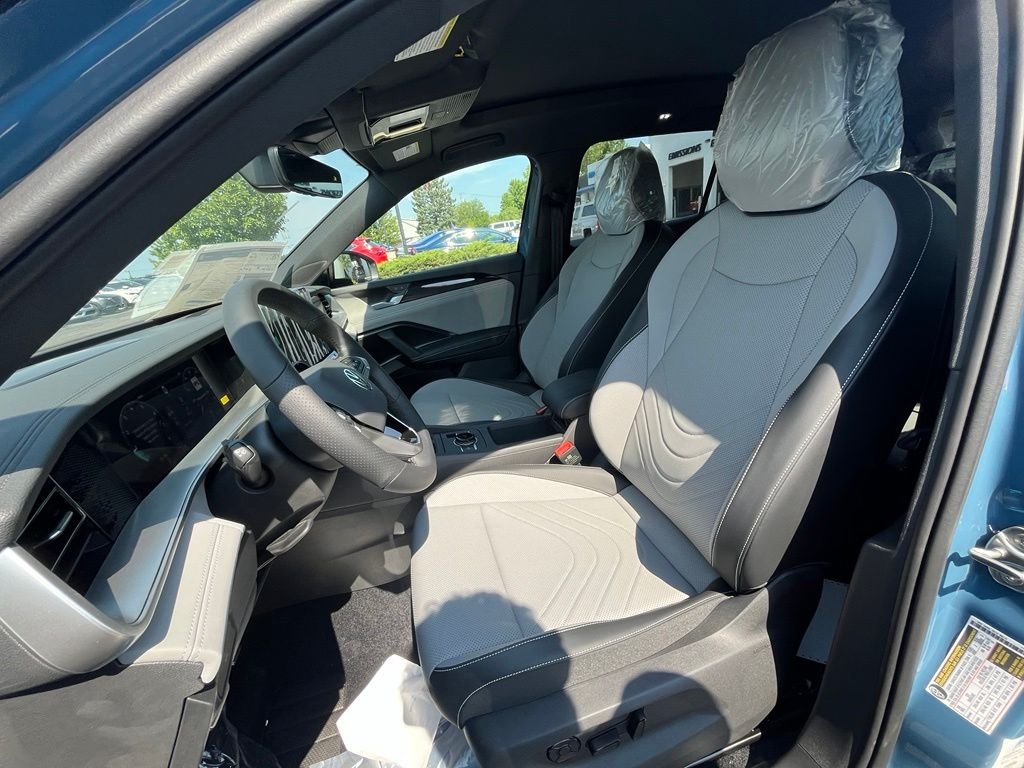 New 2026 Blue Volkswagen 2.0T SE R-Line Black image 10