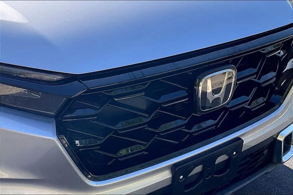 Used 2024  Honda Sport Touring image 31