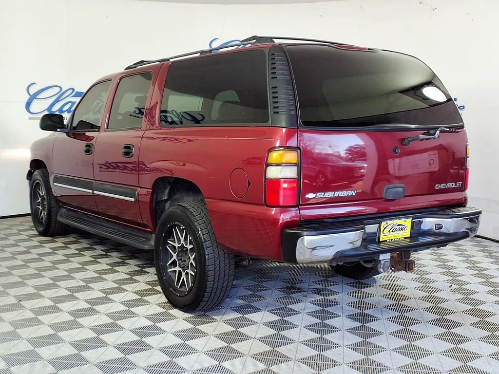 Used 2004 Sport Red Metallic Chevrolet LS image 3