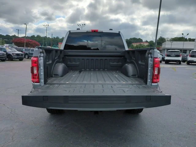 Used 2022 Silver Ford XLT image 30