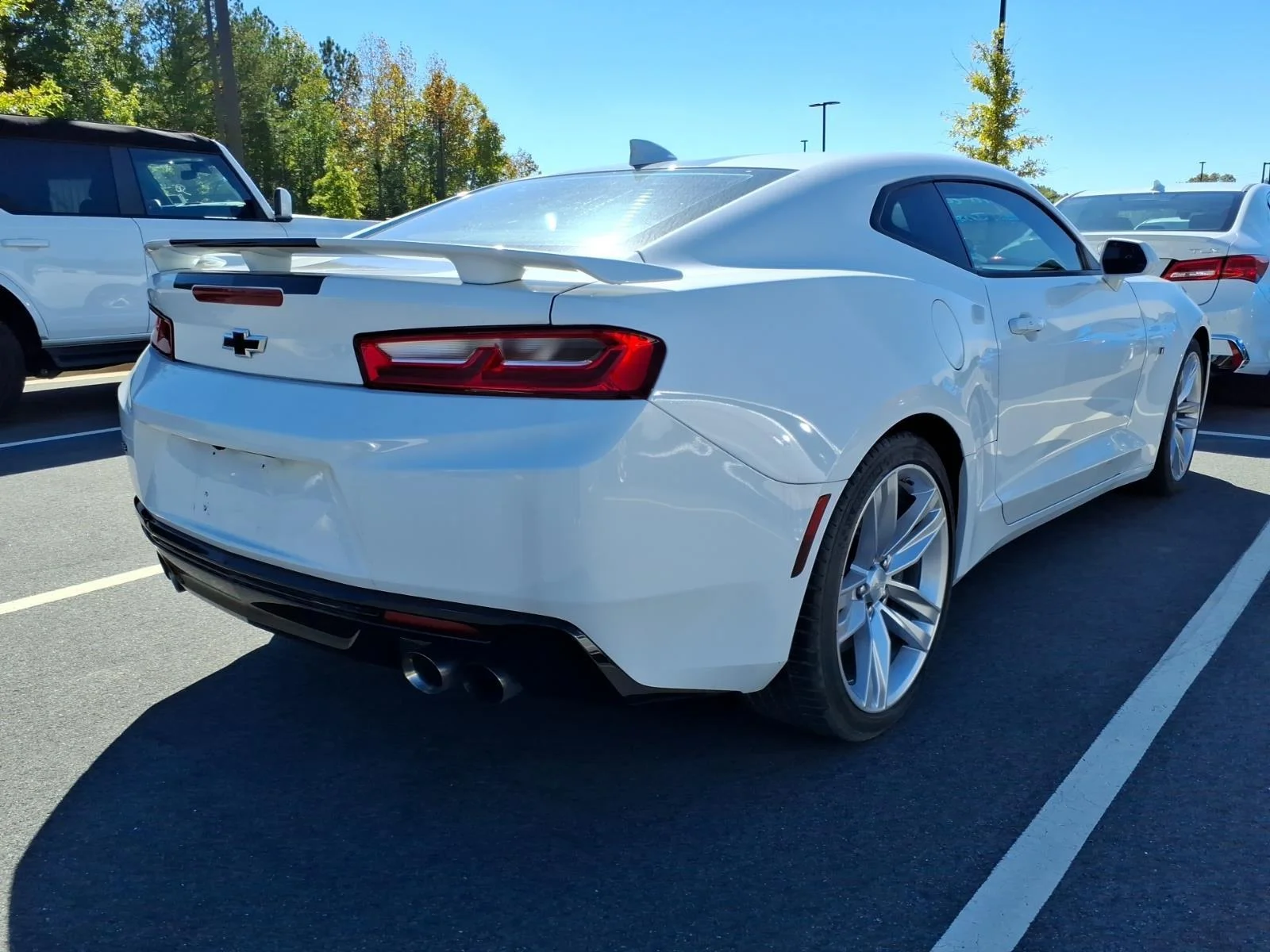 Used 2017 Summit White Chevrolet 1SS image 11