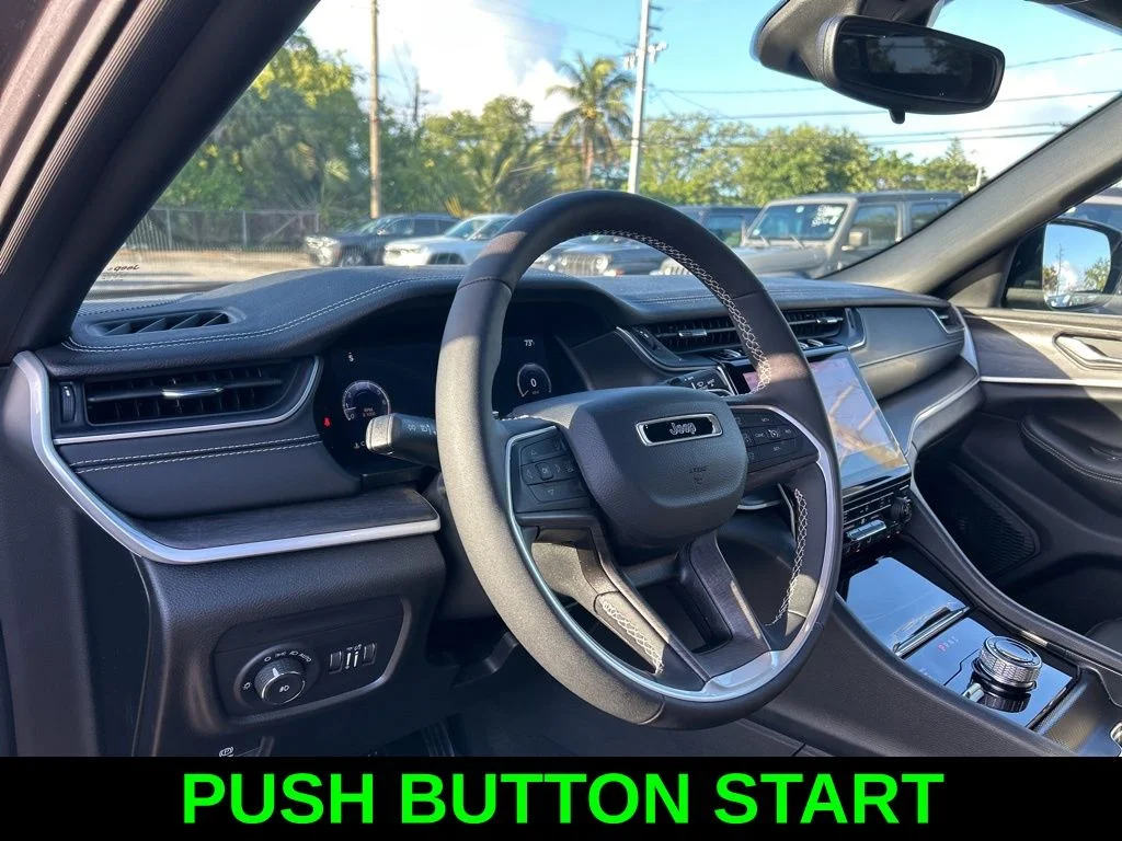 Used 2024 Gray Jeep Limited image 12
