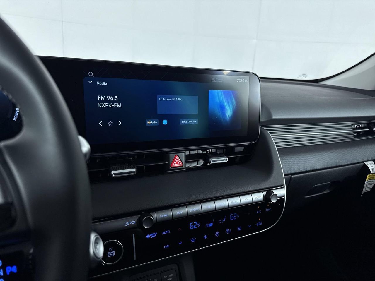 New 2027 Cyber Gray Hyundai SE image 18