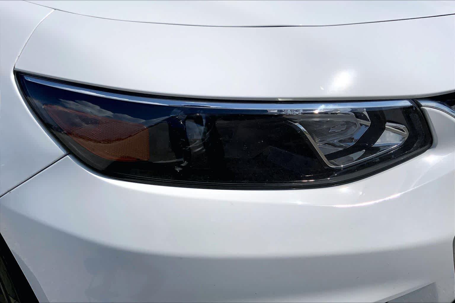 Used 2017 Summit White Chevrolet LT image 27