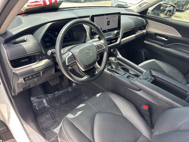Used 2024 Beige Toyota Limited image 10